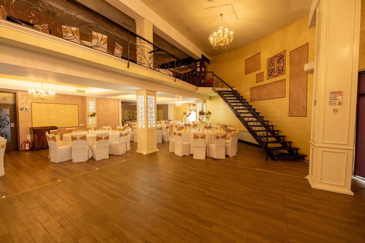 Hotel Coral Valea Lupului  Dış mekan fotoğraf