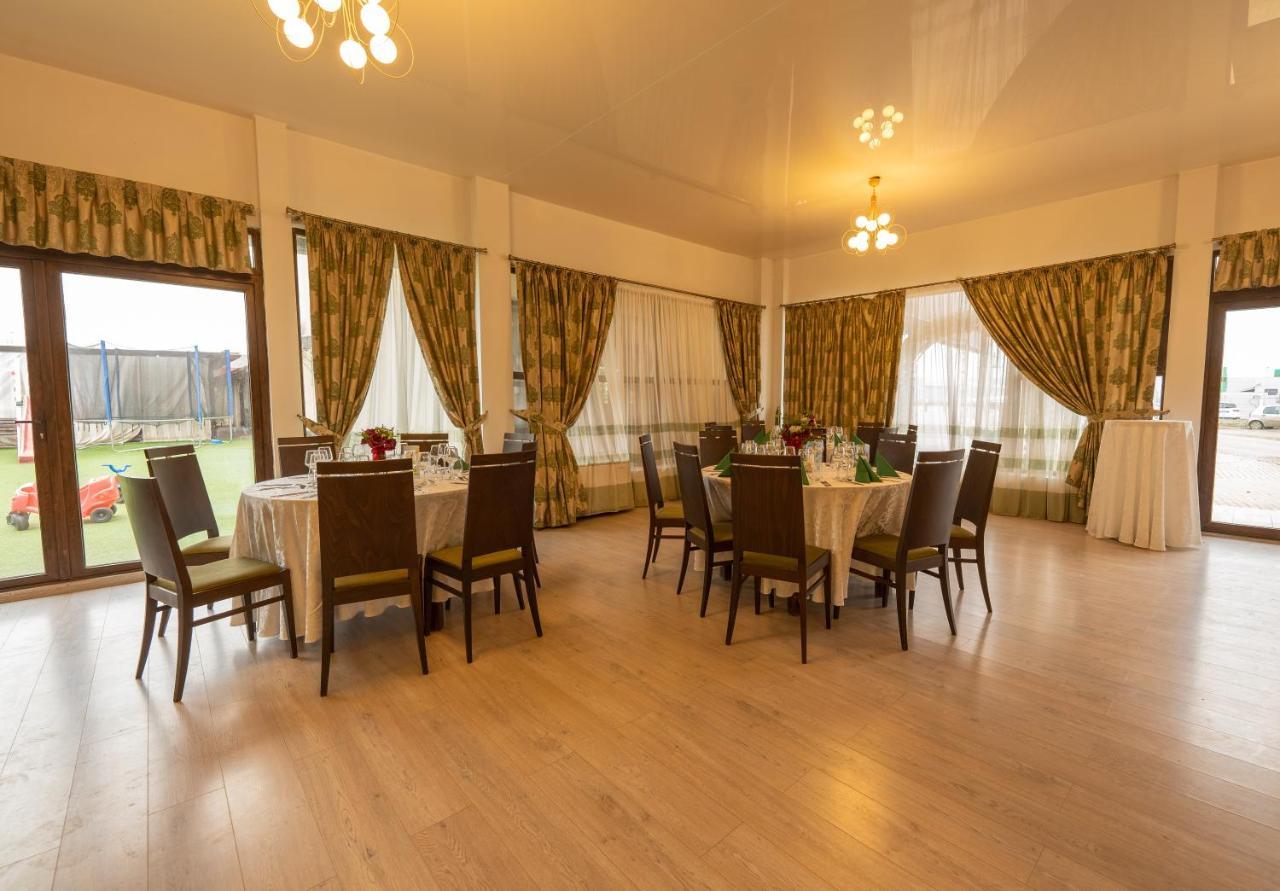 Hotel Coral Valea Lupului  Dış mekan fotoğraf
